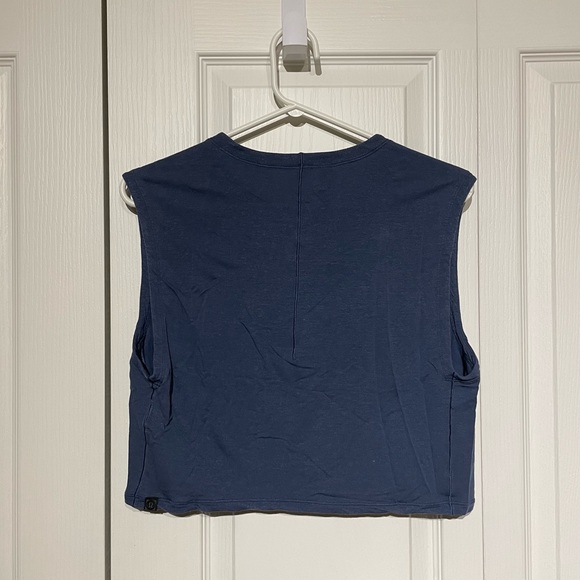 Lululemon blue crop tank top athleisure workout top size small - Picture 4 of 6